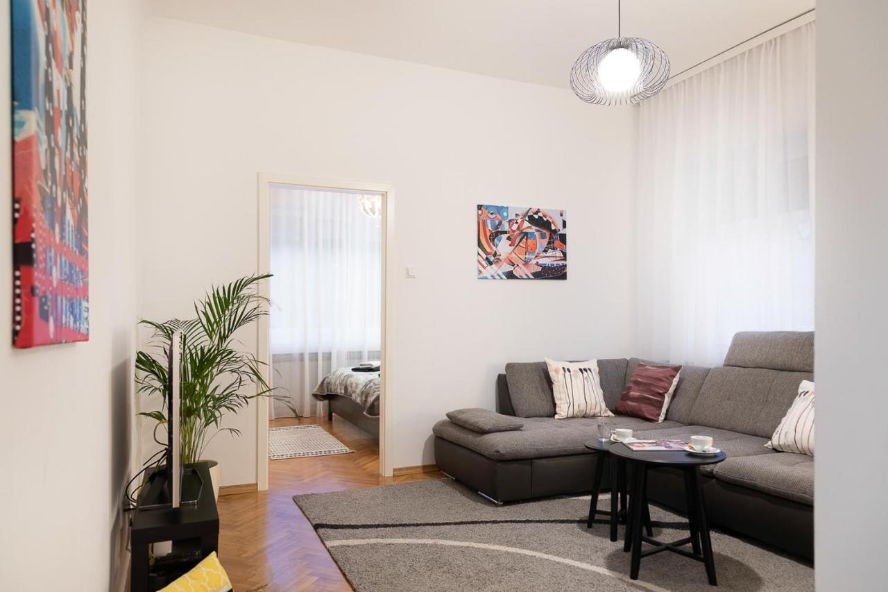 Modern Spacious 3Bdr Apartment In Heart Of Zagreb Exterior foto
